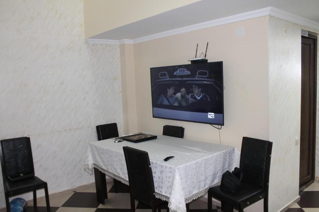 Батуми: Apartment on Chavchavadze Street