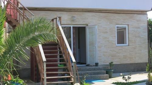 Батуми: Guest House Adlia 14