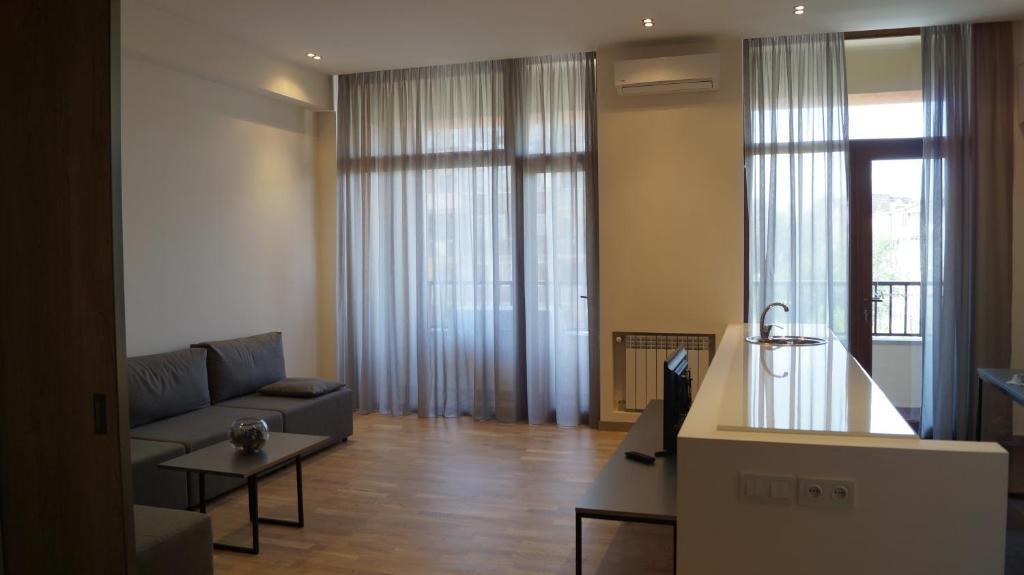 Ереван: Metro apartment