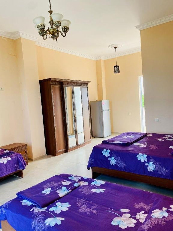 Кобулети: Hotel S I B I R