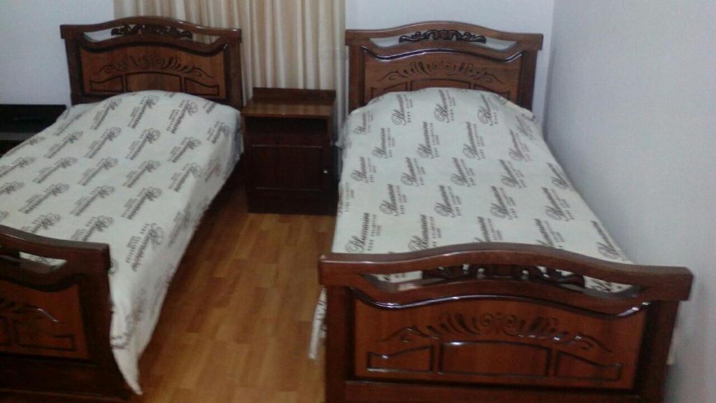 Агарак: Hostel Samuel