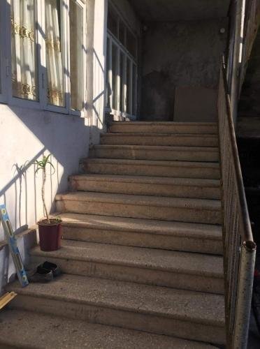 Батуми: Hostel riadam more