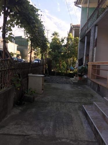 Батуми: Hostel riadam more