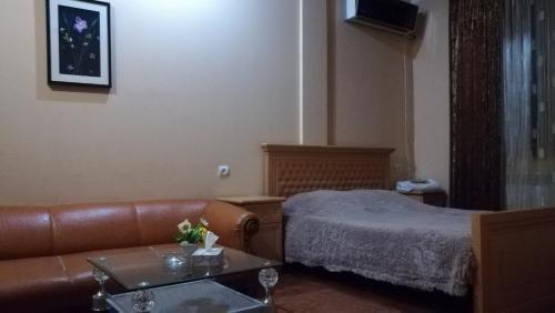 Ереван: Hotel Xachen