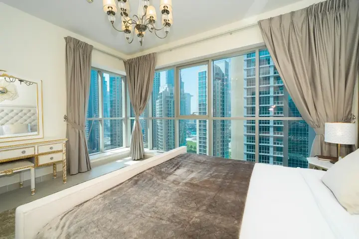 Дубай: Deluxe 2B apartment close to Burj Khalifa