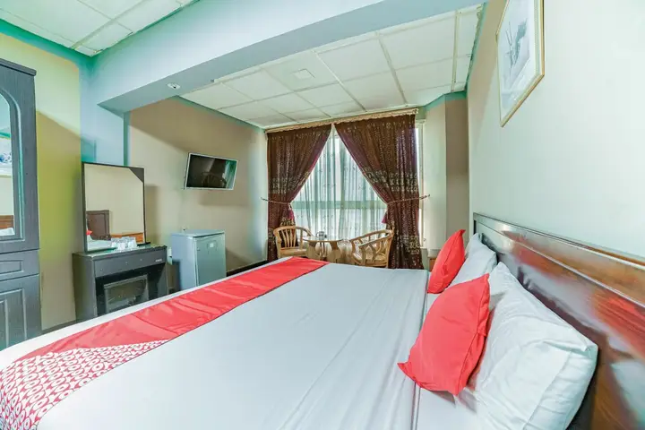 OYO 394 Dana Al Buhairah Beach Hotel — фото 2