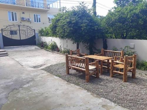 Батуми: Guesthouse Natali