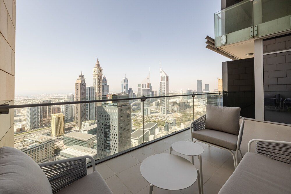 Дубай: Duplex 2BR Burj Daman - DIFC