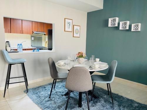 Kay Homes Sea View Apartment — фото 4