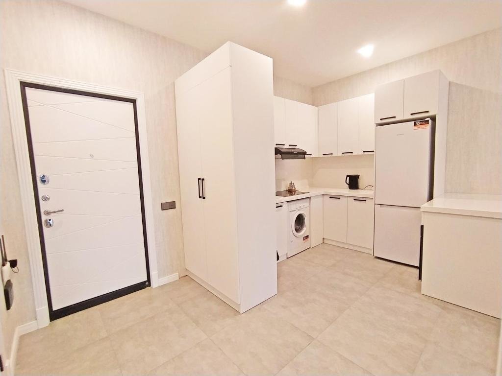 Баку: One bedroom apartments near Nizami street 51