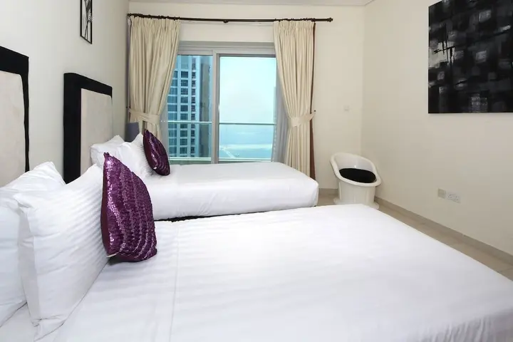 Дубай: 2 BR Apartment - Ocean Heights - MSG 8736