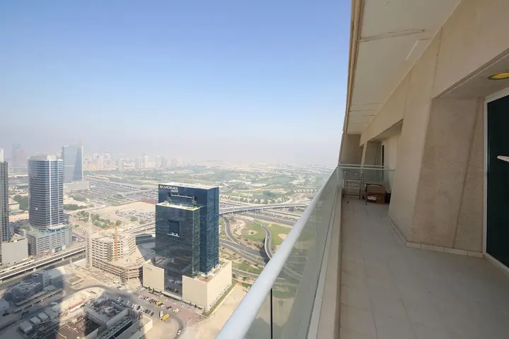 Дубай: 2 BR Apartment - Ocean Heights - MSG 8736