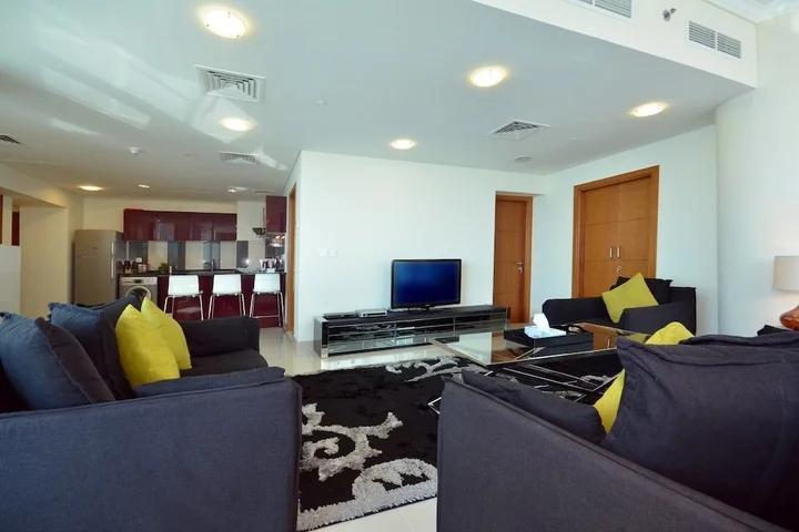 Дубай: 2 BR Apartment - Ocean Heights - MSG 8736