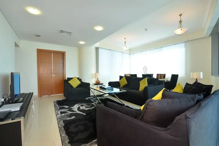 Дубай: 2 BR Apartment - Ocean Heights - MSG 8736