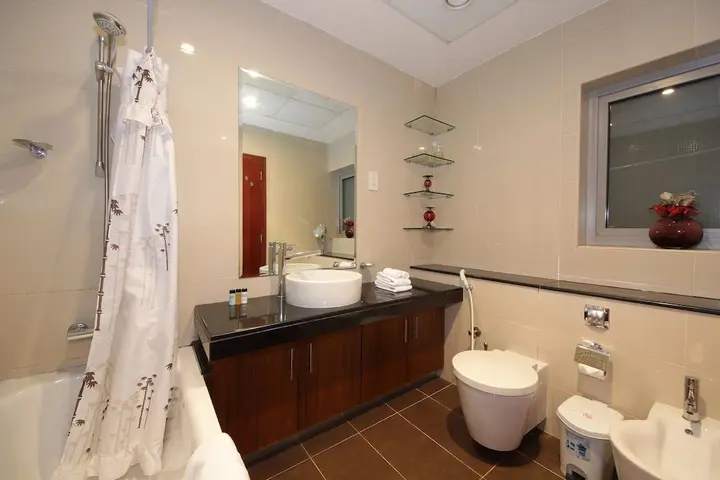 Дубай: 2 BR Apartment - Ocean Heights - MSG 8736
