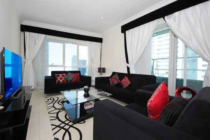 Дубай: 2 BR Apartment - Ocean Heights - MSG 8736