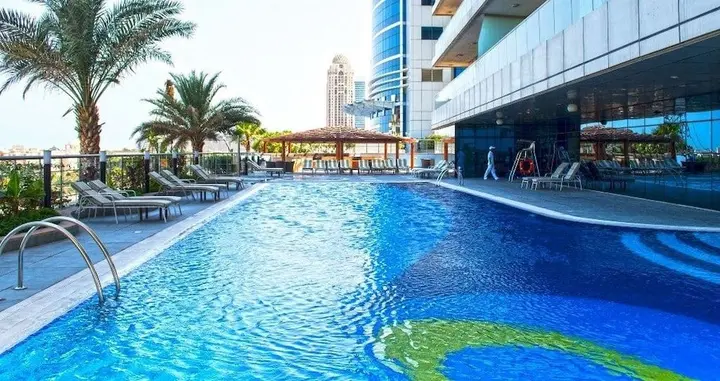 Дубай: 2 BR Apartment - Ocean Heights - MSG 8736