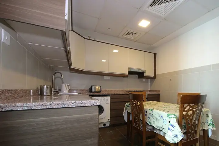 Дубай: 2 BR Apartment - Ocean Heights - MSG 8736