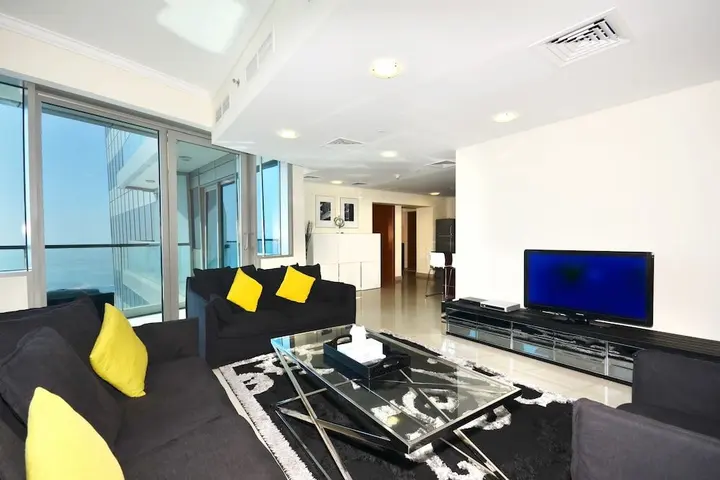 Дубай: 2 BR Apartment - Ocean Heights - MSG 8736