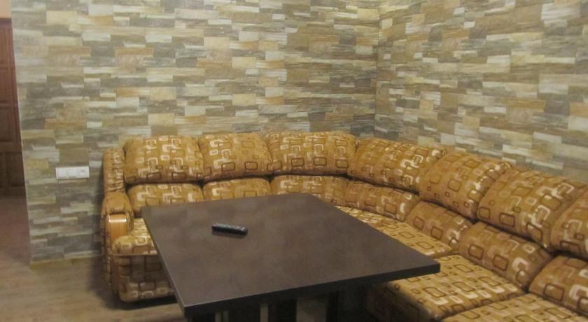 Ереван: 2x2 Cinema-Bar Hotel