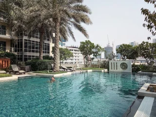 Дубай: Light + Beautiful 1BR in Amazing Downtown Dubai!
