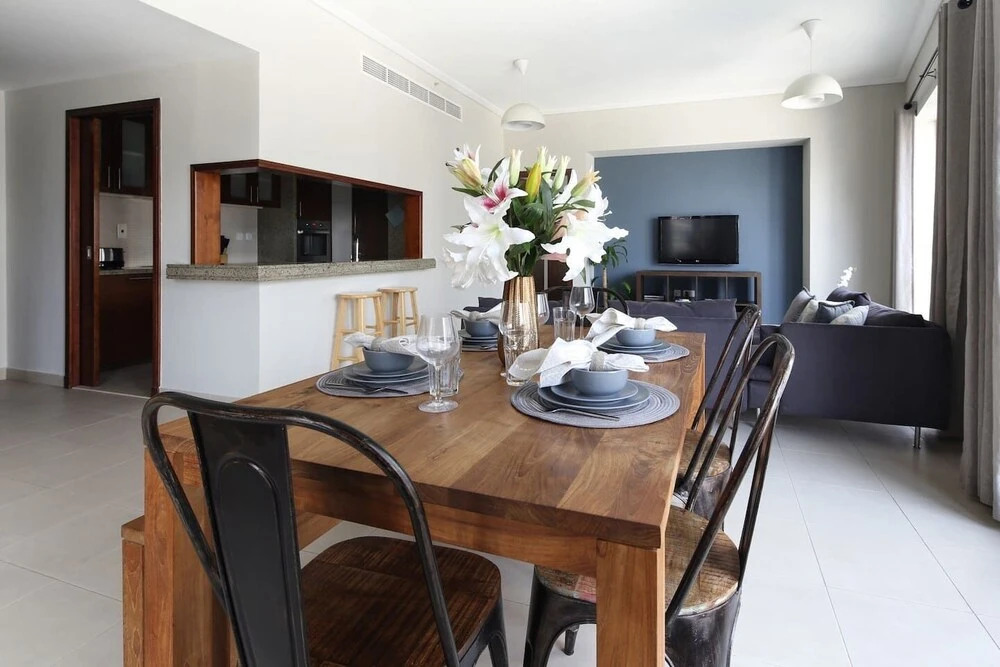 Дубай: Light + Beautiful 1BR in Amazing Downtown Dubai!