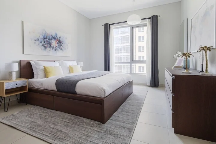 Дубай: Light + Beautiful 1BR in Amazing Downtown Dubai!