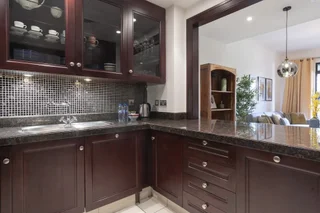 Дубай: Serene Apartment In Dubai Old Town
