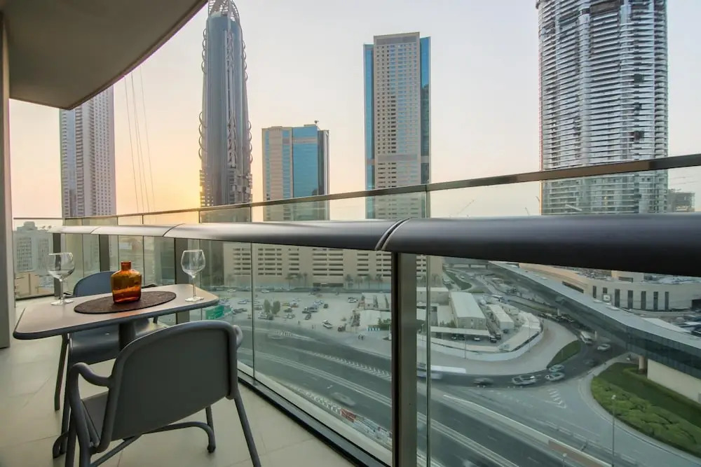 Дубай: 5 Apt in Architectural Marvel of Dubai