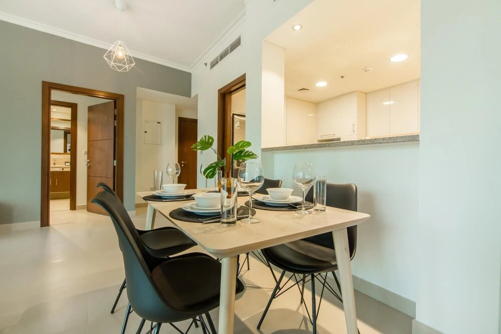 Дубай: 5 Apt in Architectural Marvel of Dubai