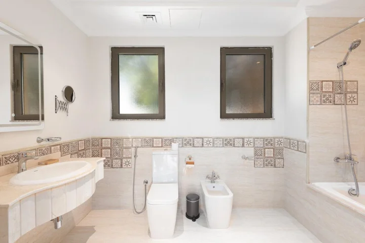 Дубай: Maison Privee - Luxury 5BR Villa with Private Pool and Beach