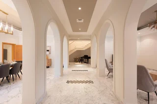 Дубай: Maison Privee - Luxury 5BR Villa with Private Pool and Beach