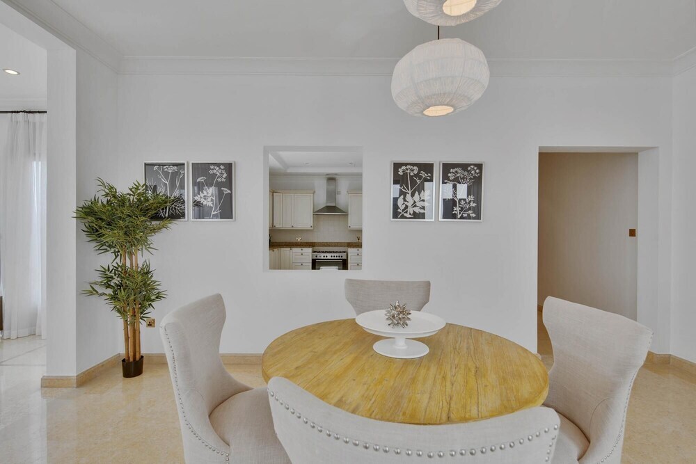 Дубай: 5 Villa w Private Pool Beach on Palm Jumeirah
