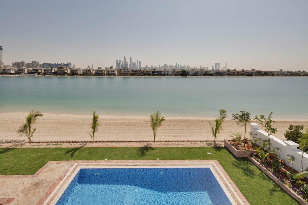 Дубай: 5 Villa w Private Pool Beach on Palm Jumeirah