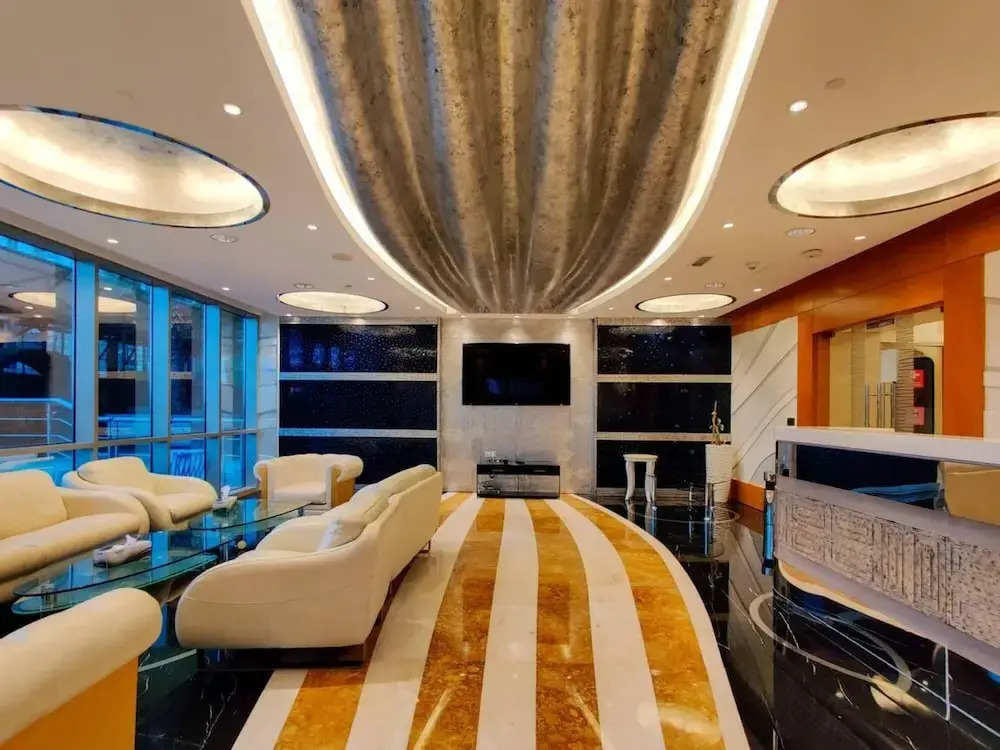 Дубай: 59th Floor Sea View of Marina