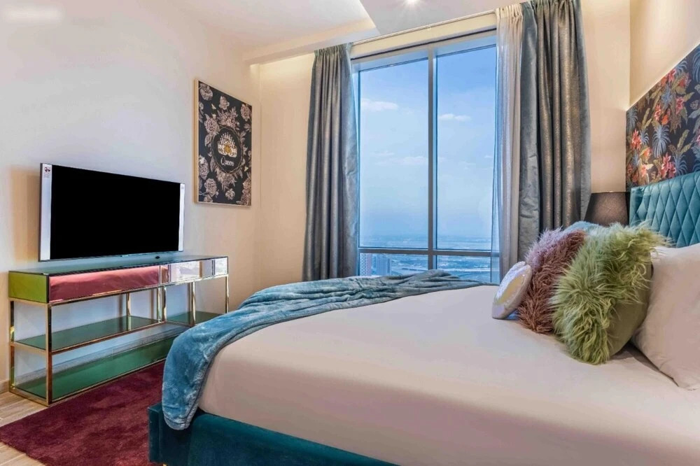Дубай: Lux 2B Apt Dubai Canal Water View