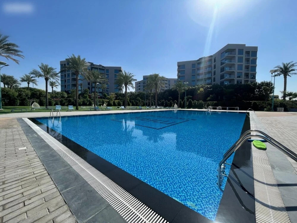 Дубай: Deluxe 1BR in Dubai South