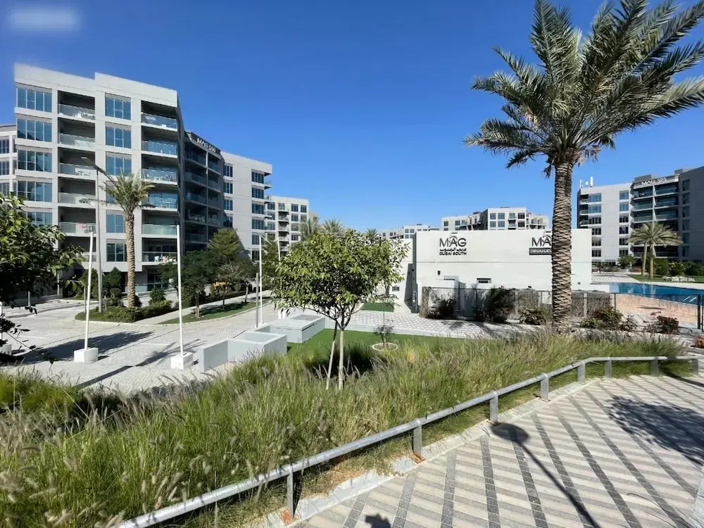 Дубай: Deluxe 1BR in Dubai South