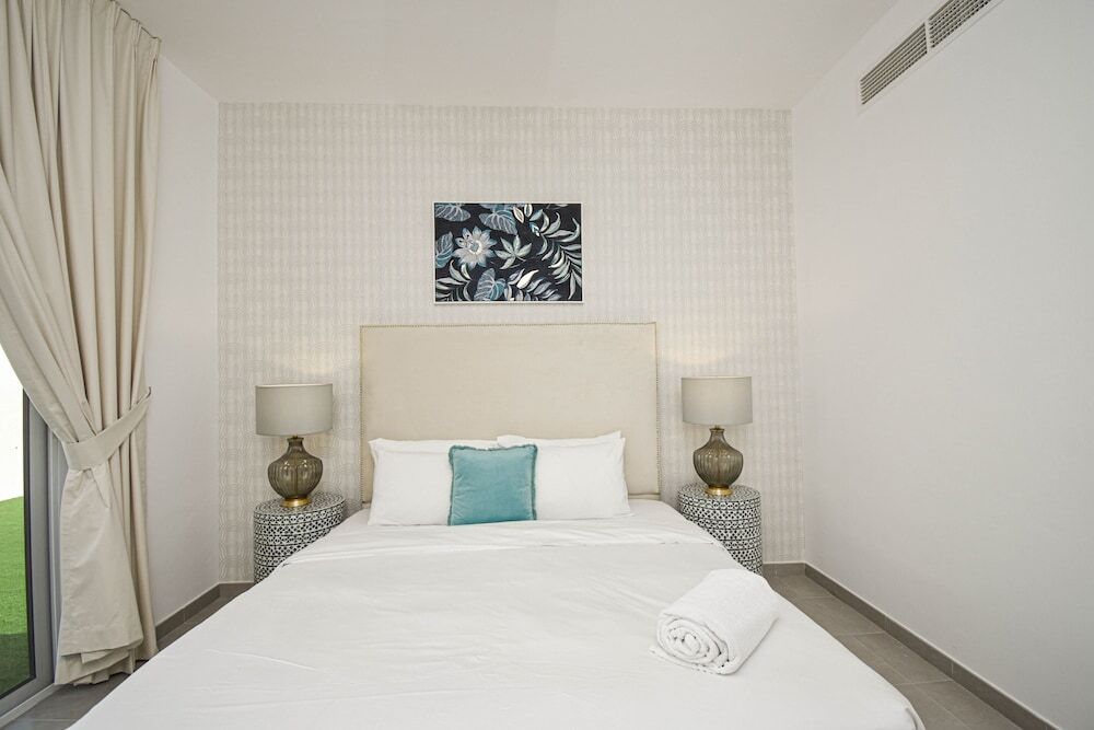 Дубай: Elegant 3 BR Dubai South