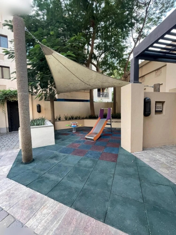 Дубай: Dashing 2B Apt in Old Downtown