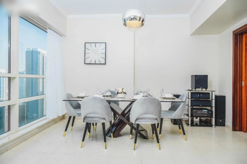 Дубай: 2B Apt With Waterfront View JBR