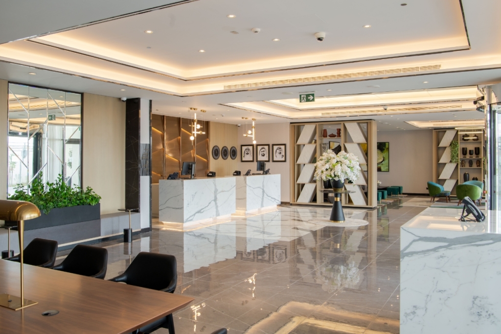 Дубай: Damac Hills 2 Hotel, an Edge by Rotana Hotel
