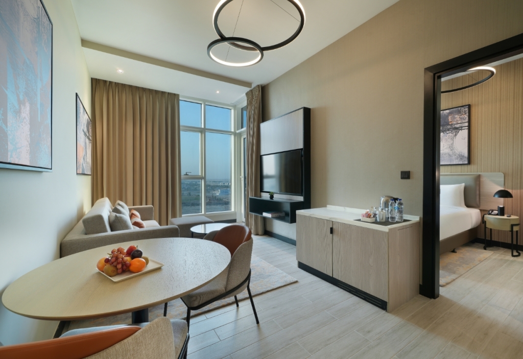 Дубай: Damac Hills 2 Hotel, an Edge by Rotana Hotel