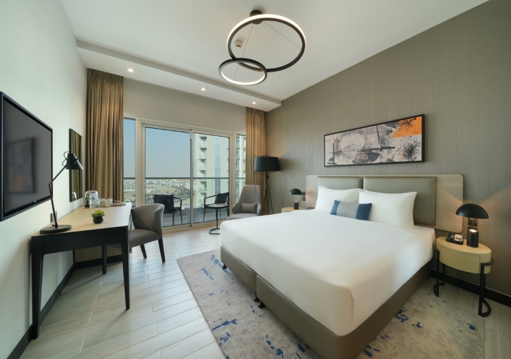 Дубай: Damac Hills 2 Hotel, an Edge by Rotana Hotel