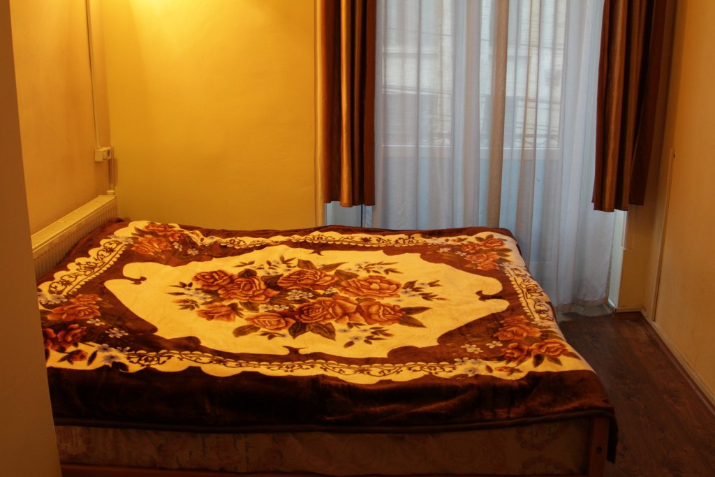 Тбилиси: Отель Lucky Hotel. Rooms & Hostel