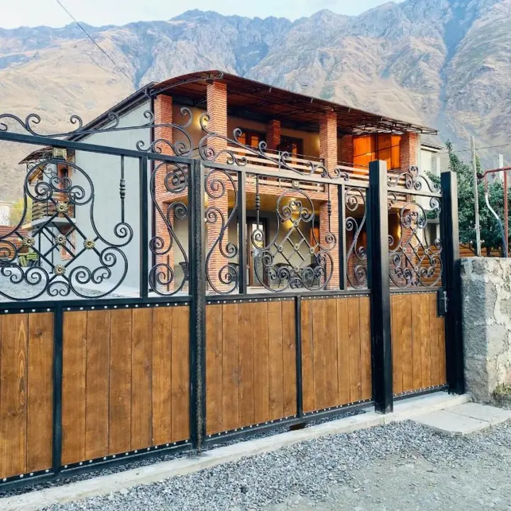 Степанцминда: Отель Paradise Kazbegi