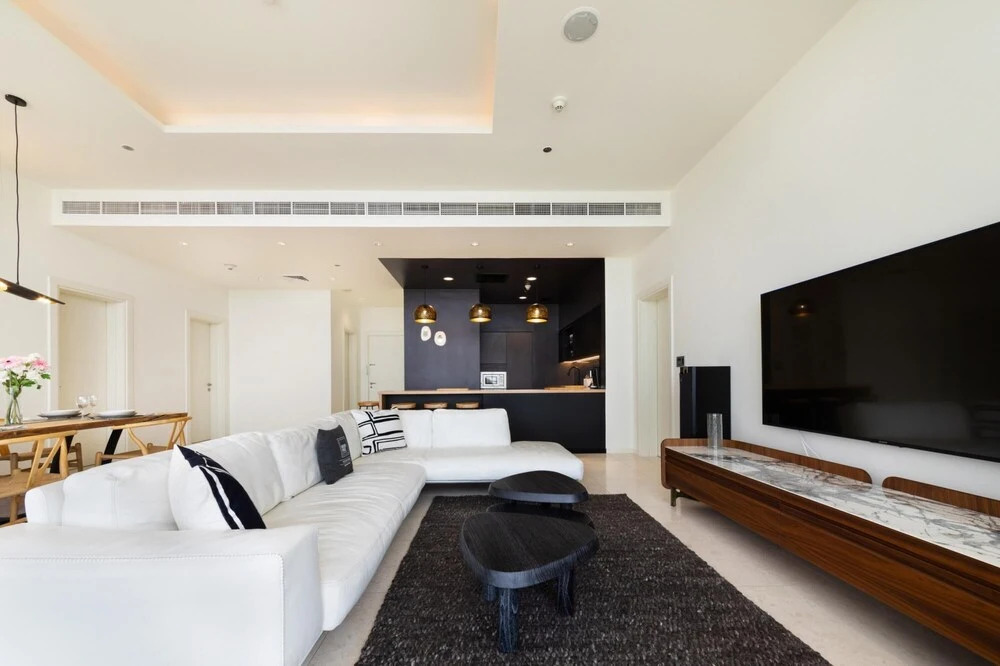 Дубай: Big Bright Luxury Apt w Atlantis Sea Views on Palm Jumeirah