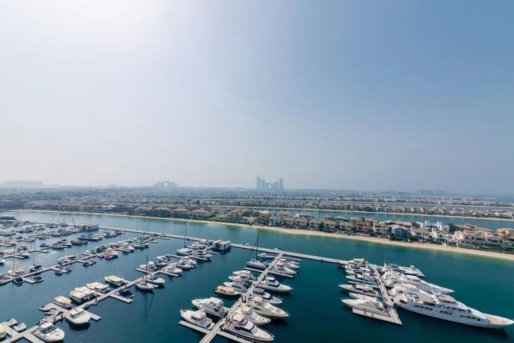 Дубай: Big Bright Luxury Apt w Atlantis Sea Views on Palm Jumeirah