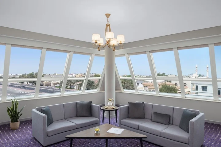 Дубай: Leva Hotel and Suites Mazaya Centre
