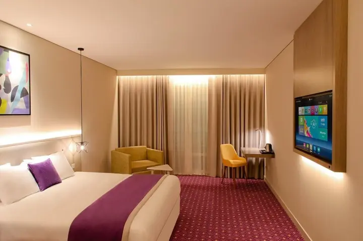 Дубай: Leva Hotel and Suites Mazaya Centre